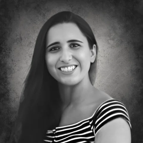 Parul Makker, Compliance Officer (AMLCO) at Pay It Now